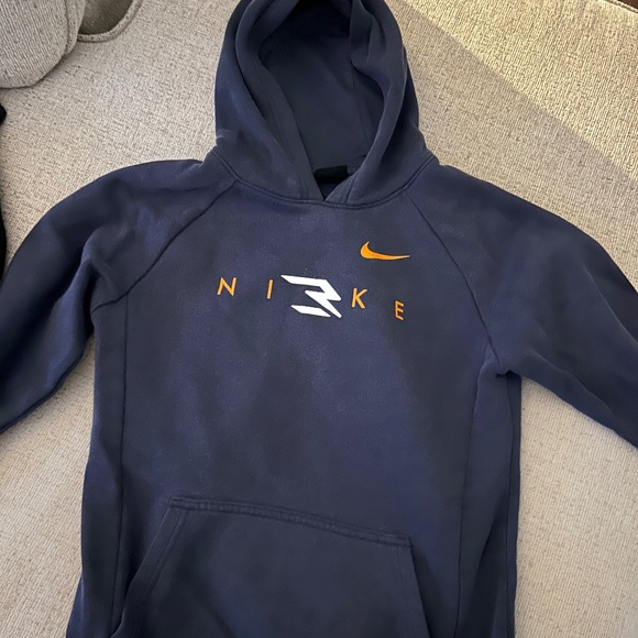 Hoodie - Picture 5 of 6